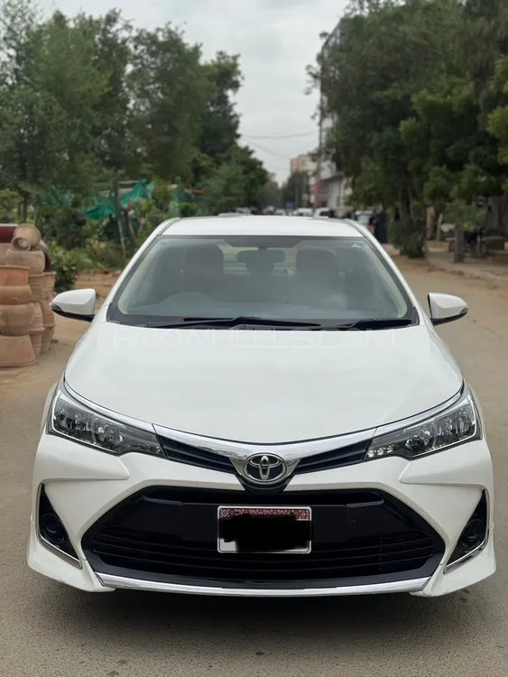 Toyota Corolla 2021 for Sale in Karachi Image-1