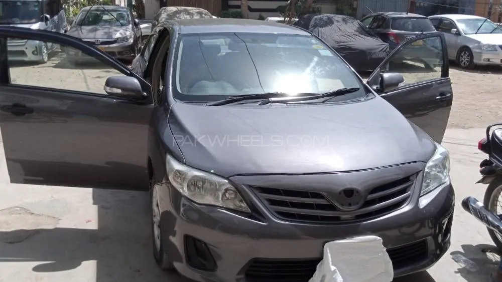 Toyota Corolla 2012 for Sale in Karachi Image-1