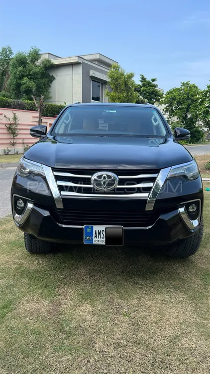 Toyota Fortuner 2018 for Sale in Gujranwala Image-1
