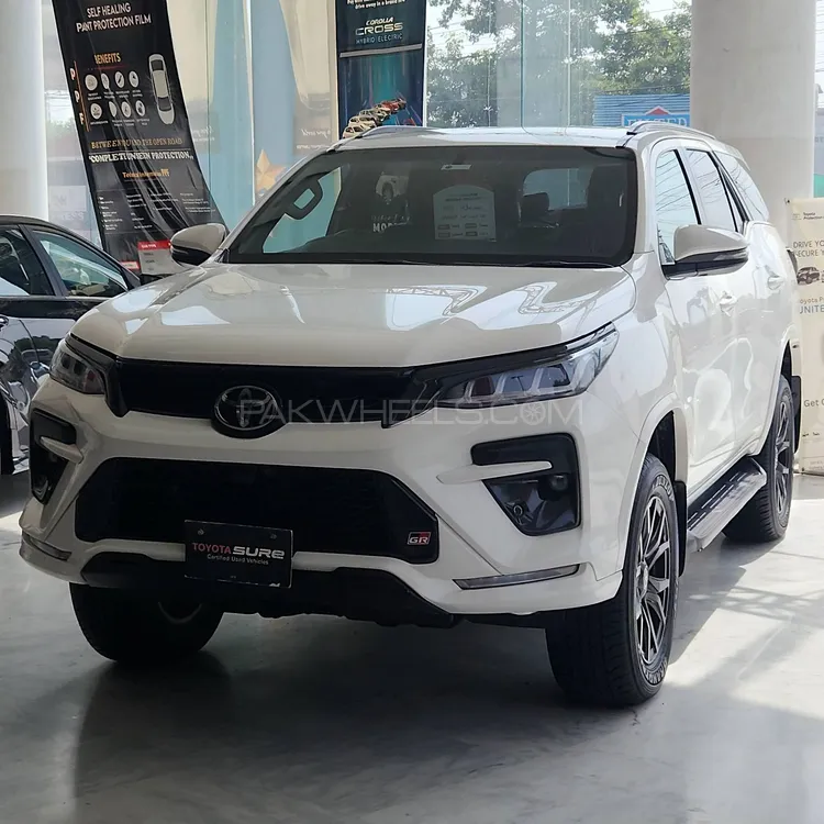 Toyota Fortuner 2023 for Sale in Lahore Image-1