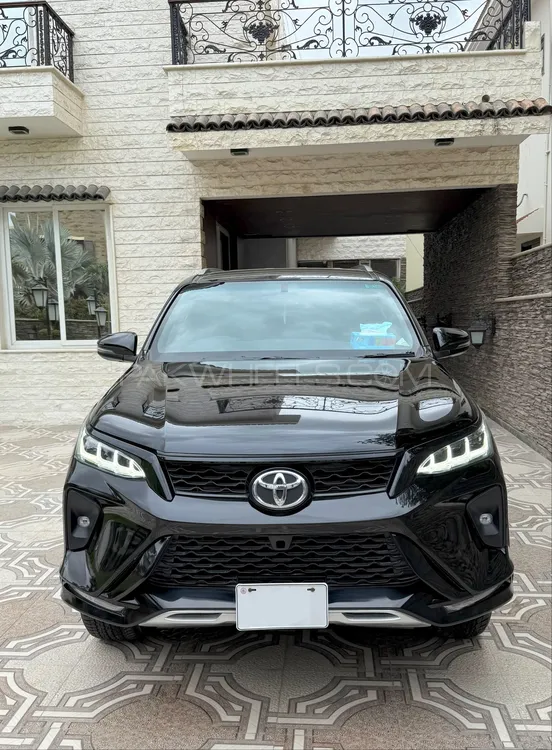 Toyota Fortuner 2022 for Sale in Karachi Image-1
