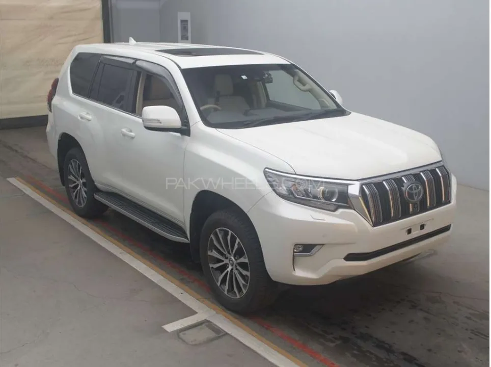 Toyota Prado 2020 for Sale in Karachi Image-1