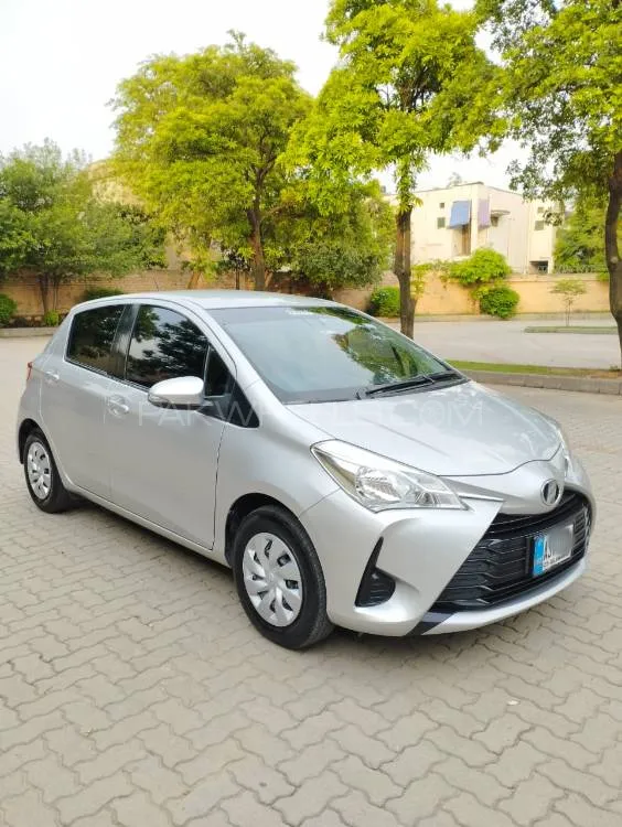 Toyota Vitz 2017 for Sale in Islamabad Image-1