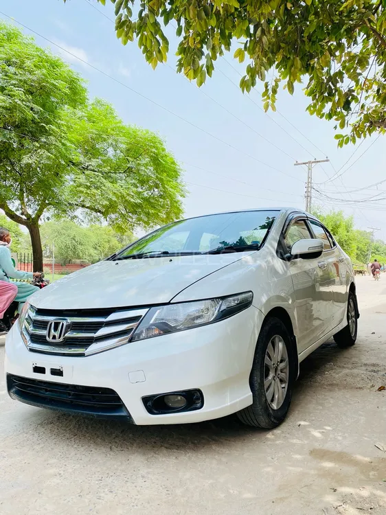 Honda City 2015 for Sale in Lahore Image-1