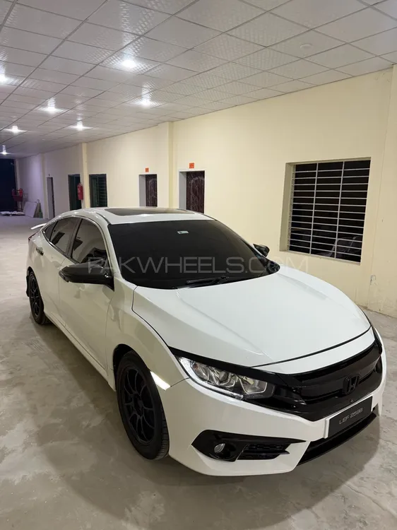 Honda Civic 2017 for Sale in Lahore Image-1