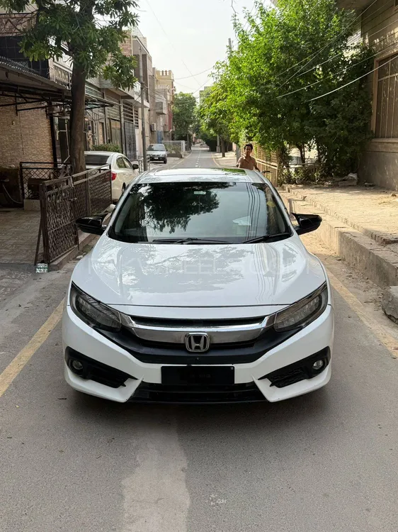 Honda Civic 2018 for Sale in Faisalabad Image-1