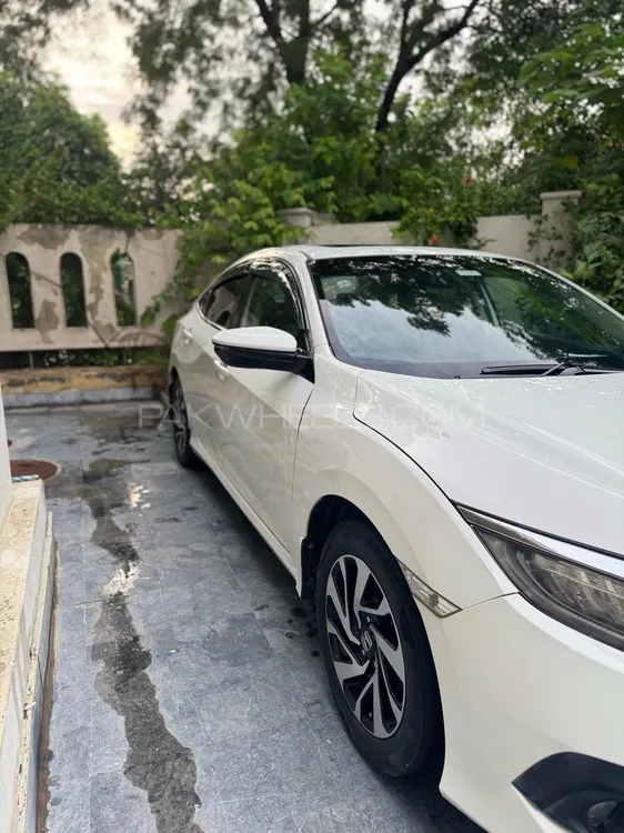 Honda Civic 2018 for Sale in Lahore Image-1