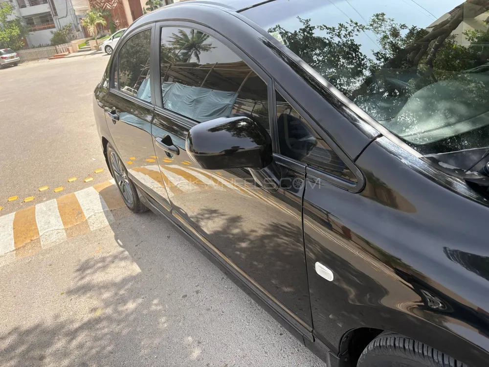 Honda Civic 2011 for Sale in Karachi Image-1