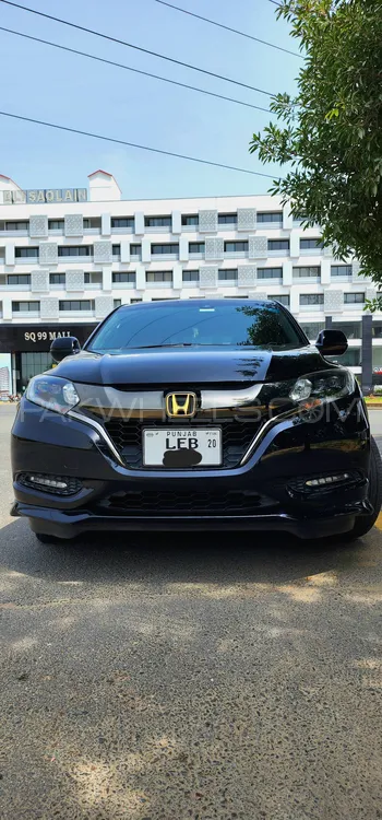 Honda Vezel 2016 for Sale in Lahore Image-1