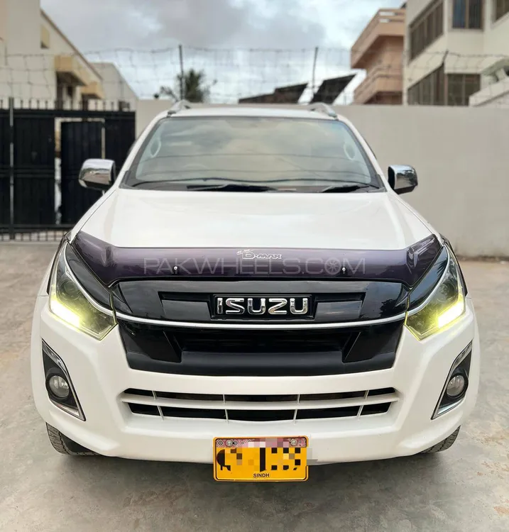ازوزو ڈی-میکس 2019 for Sale in کراچی Image-1