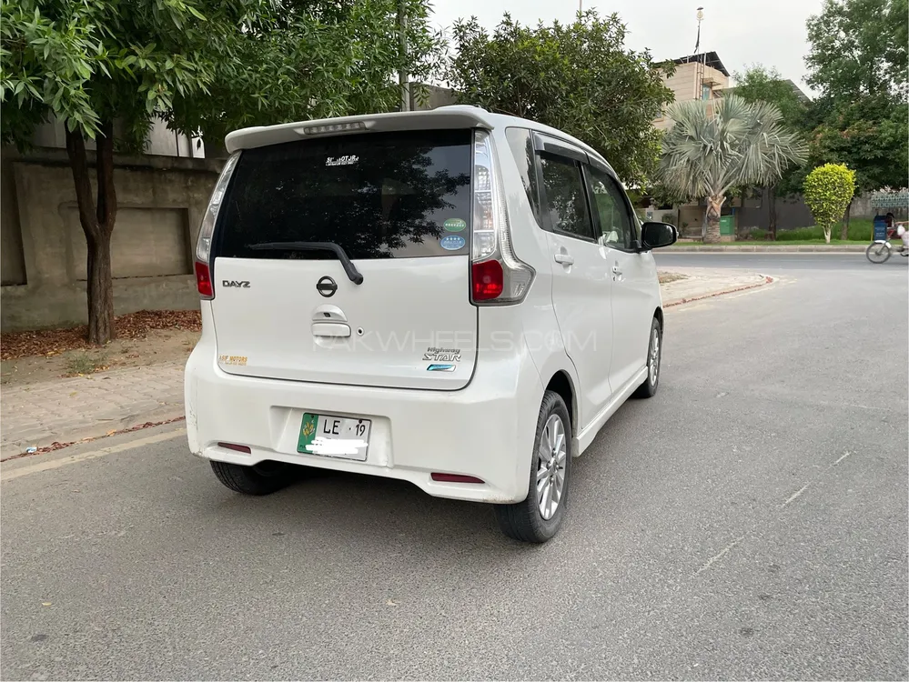Nissan Dayz 2015 for Sale in Lahore Image-1