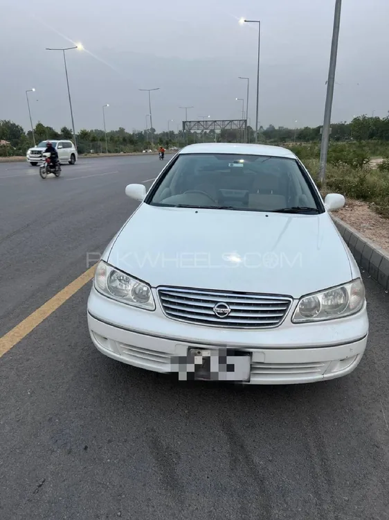 Nissan Sunny 2005 for Sale in Islamabad Image-1