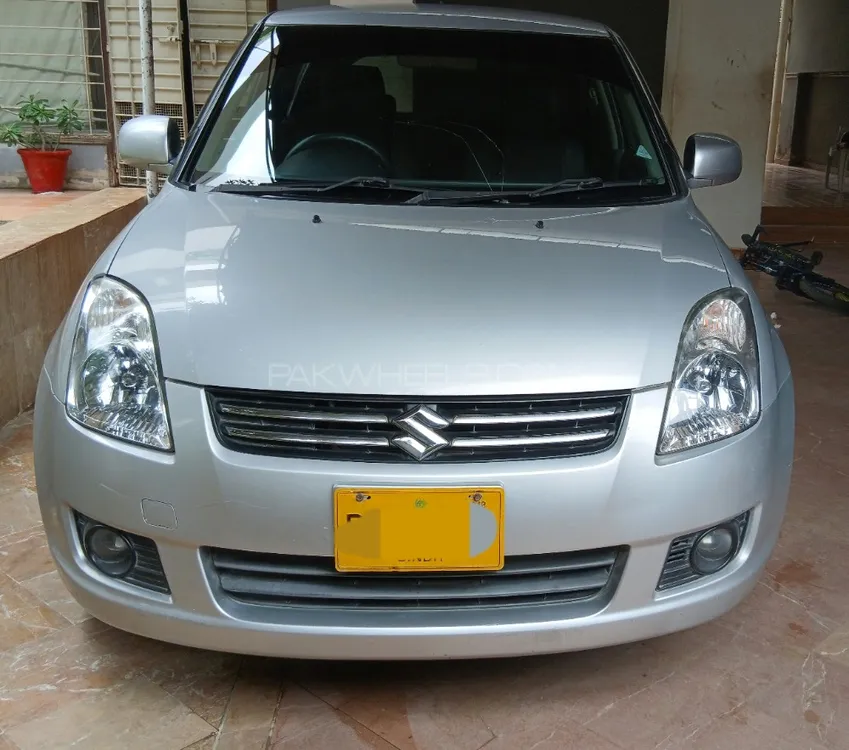 Suzuki Swift 2018 for Sale in Karachi Image-1