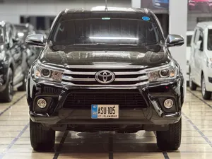Toyota Hilux Revo V Automatic 2.8 2021 for Sale