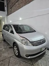 Toyota ISIS L X Selection 2006 for Sale