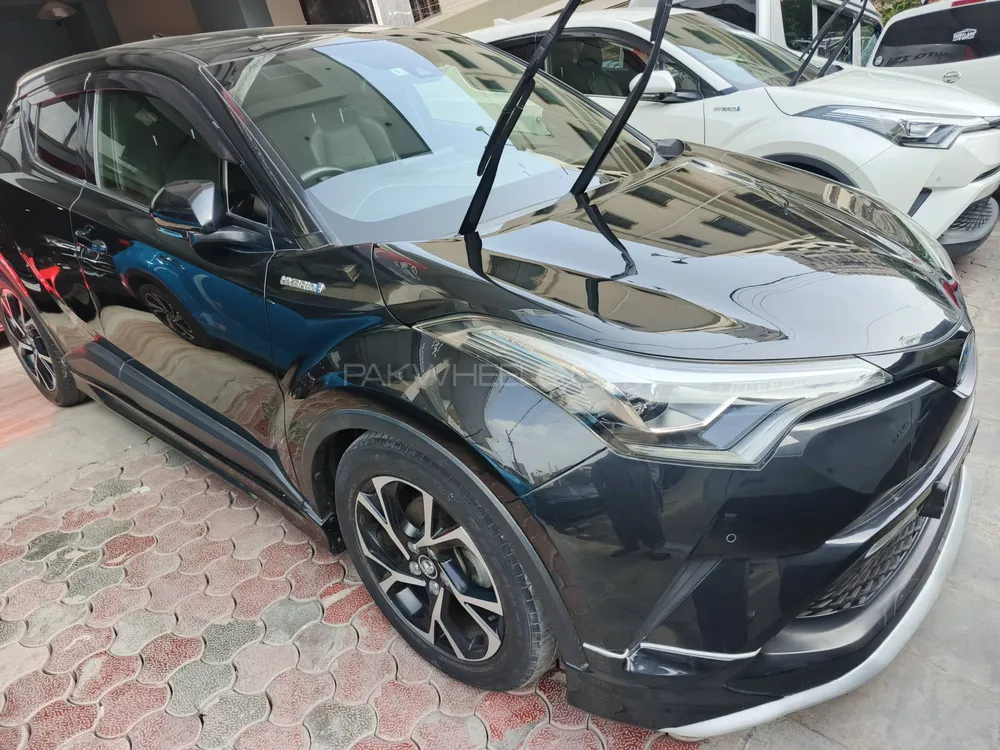 Toyota C-HR 2018 for Sale in Karachi Image-1
