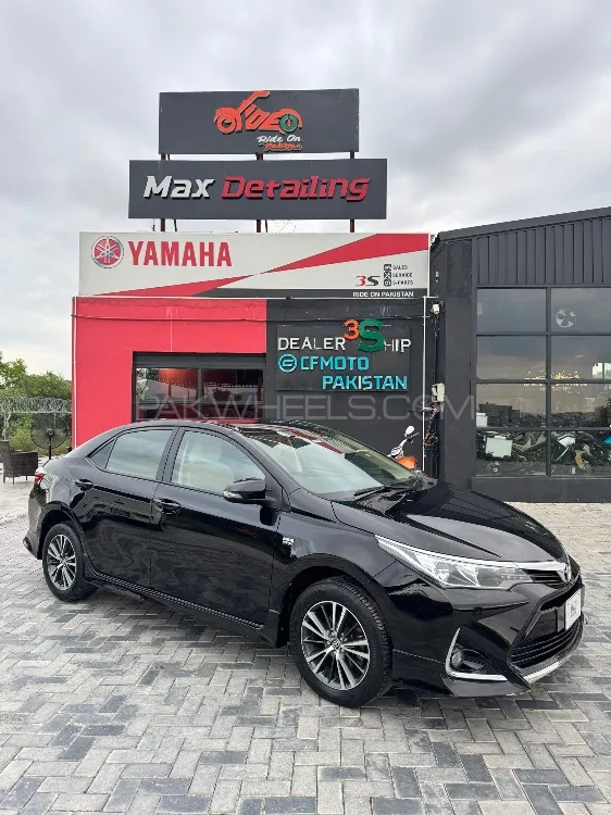 Toyota Corolla 2021 for Sale in Islamabad Image-1