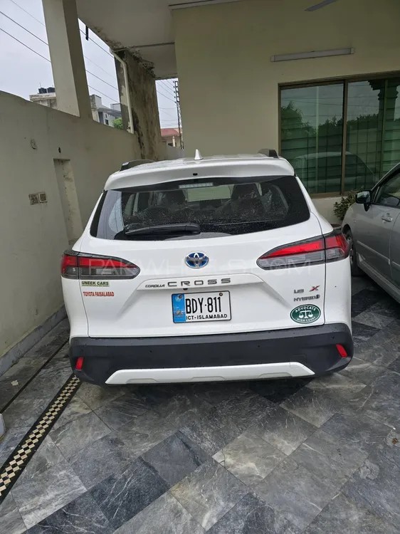 Toyota Corolla Cross 2024 for Sale in Faisalabad Image-1