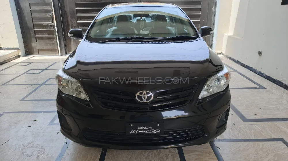 Toyota Corolla 2012 for Sale in Multan Image-1