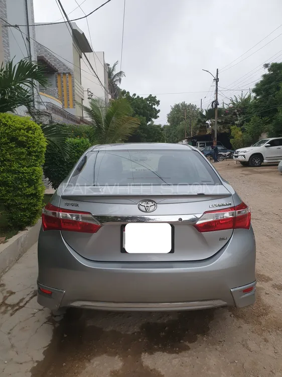 Toyota Corolla 2015 for Sale in Karachi Image-1