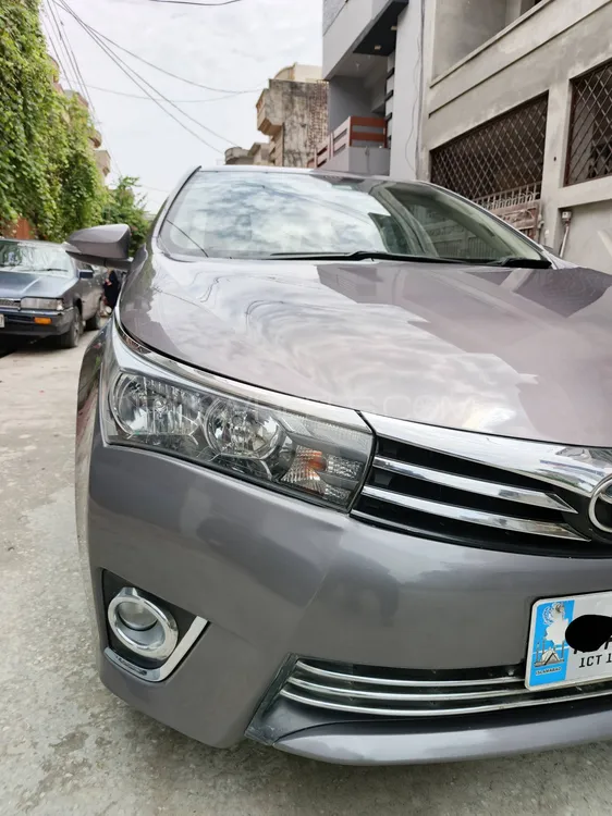 Toyota Corolla 2016 for Sale in Islamabad Image-1