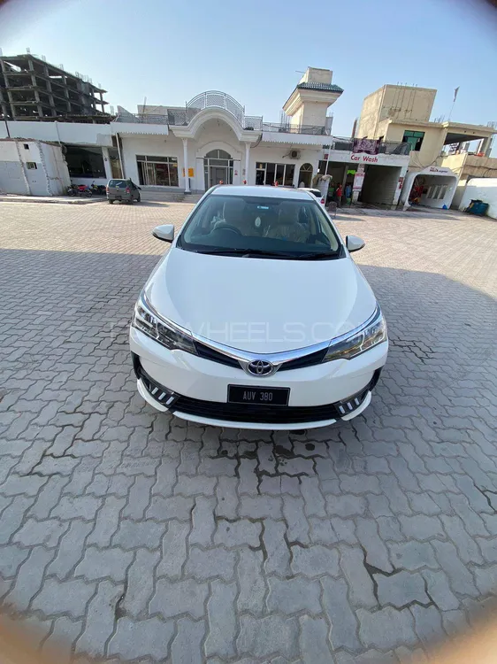 Toyota Corolla 2018 for Sale in Peshawar Image-1