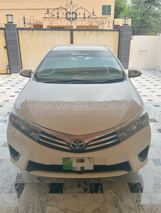 Toyota Corolla 2016 for Sale in Faisalabad Image-1