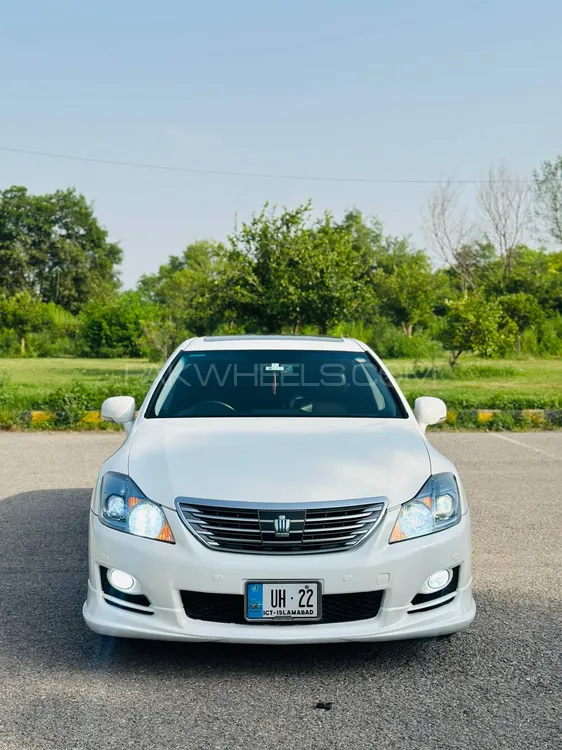 Toyota Crown 2008 for Sale in Islamabad Image-1