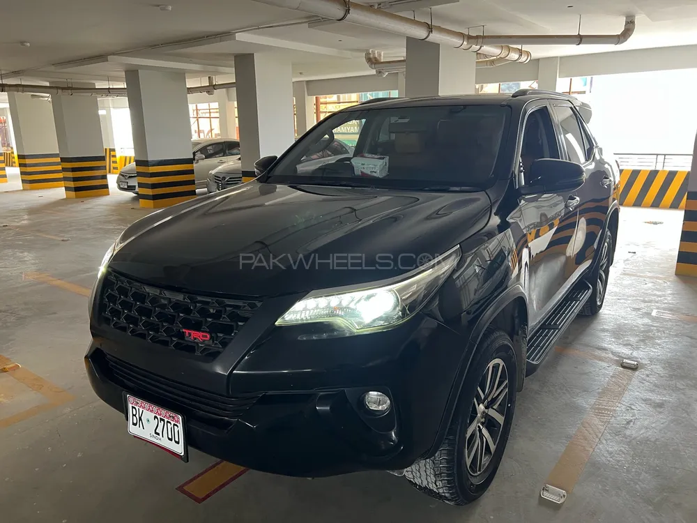 Toyota Fortuner 2018 for Sale in Karachi Image-1