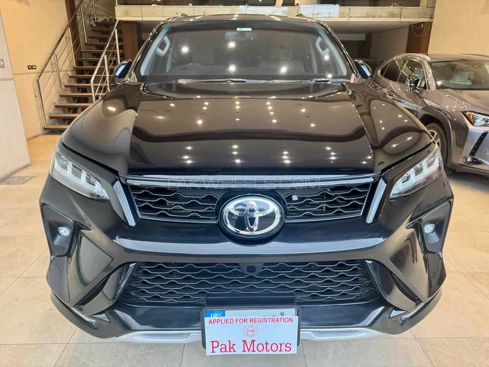 Toyota Fortuner 2021 for Sale in Lahore Image-1