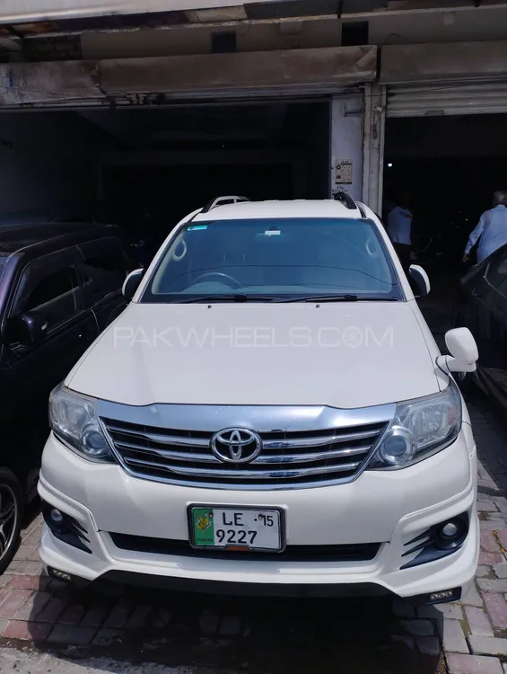 Toyota Fortuner 2014 for Sale in Lahore Image-1