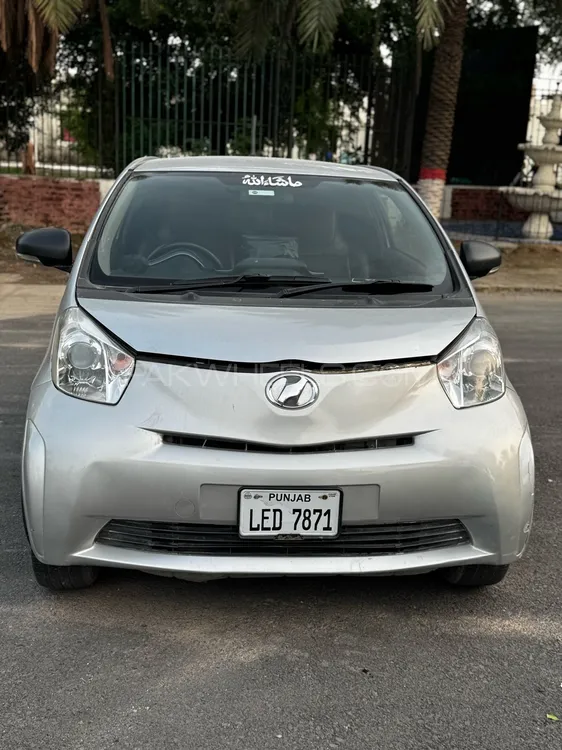 Toyota iQ 2009 for Sale in Lahore Image-1