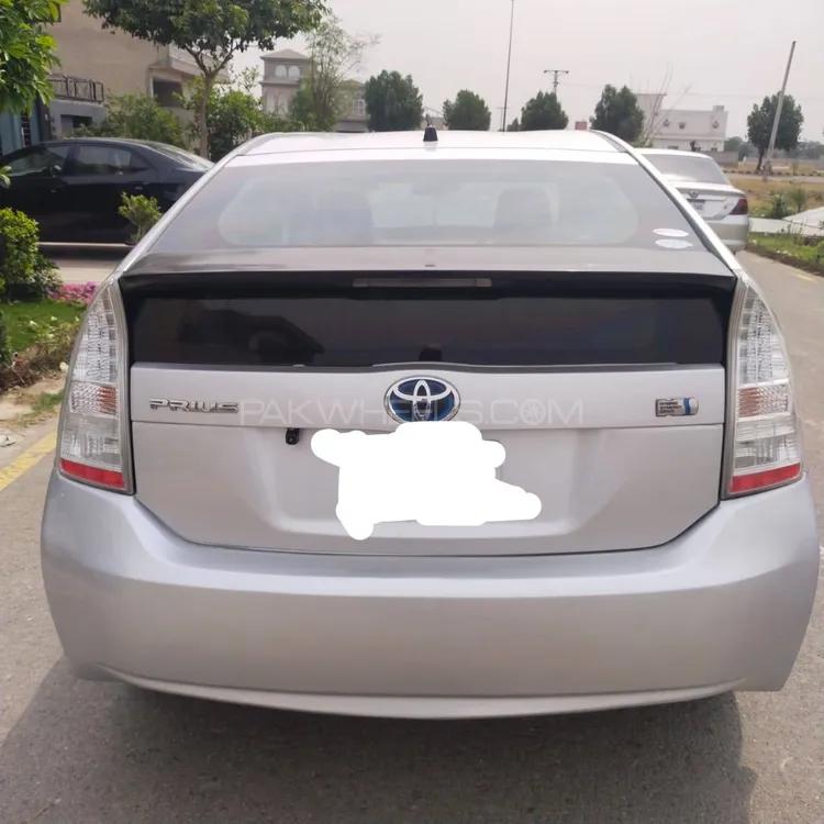 ٹویوٹا پریوس 2011 for Sale in لاہور Image-1