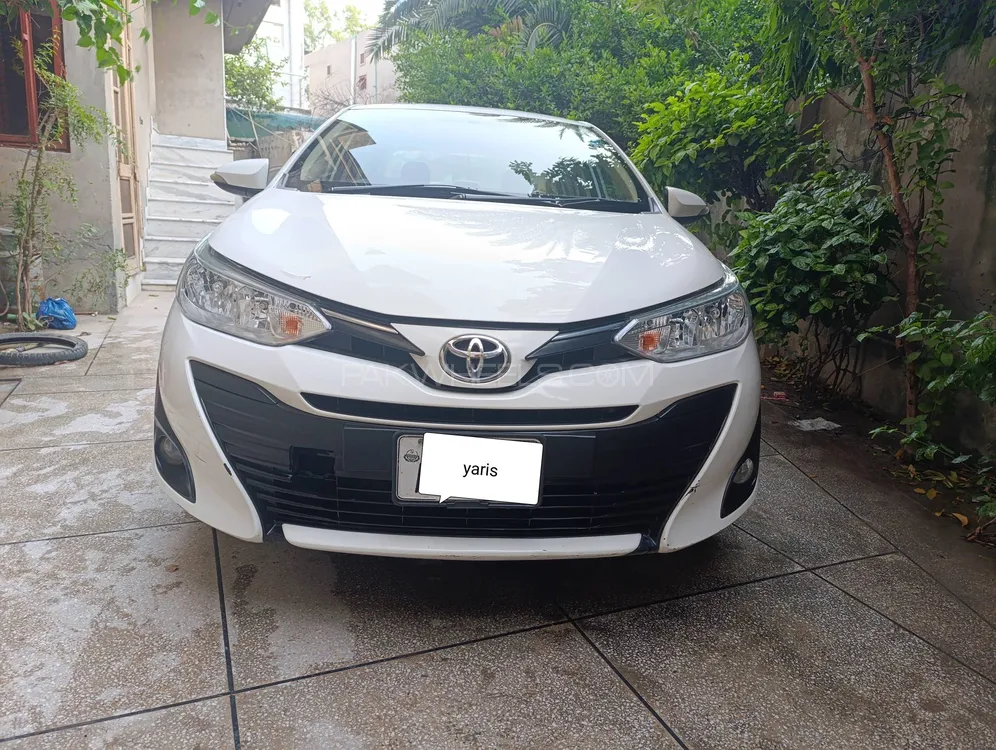 Toyota Yaris Sedan 2021 for Sale in Lahore Image-1