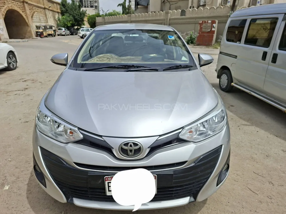 Toyota Yaris Sedan 2022 for Sale in Karachi Image-1