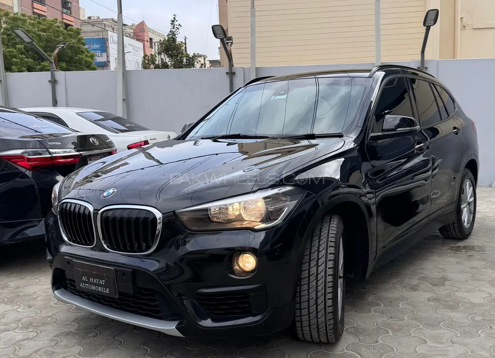BMW X1 2017 for Sale in Islamabad Image-1