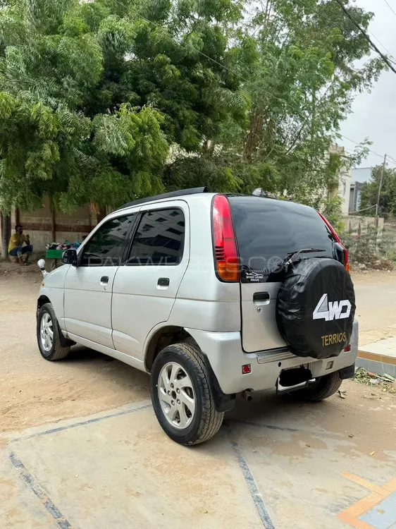 Daihatsu Terios Kid 2000 for Sale in Karachi Image-1