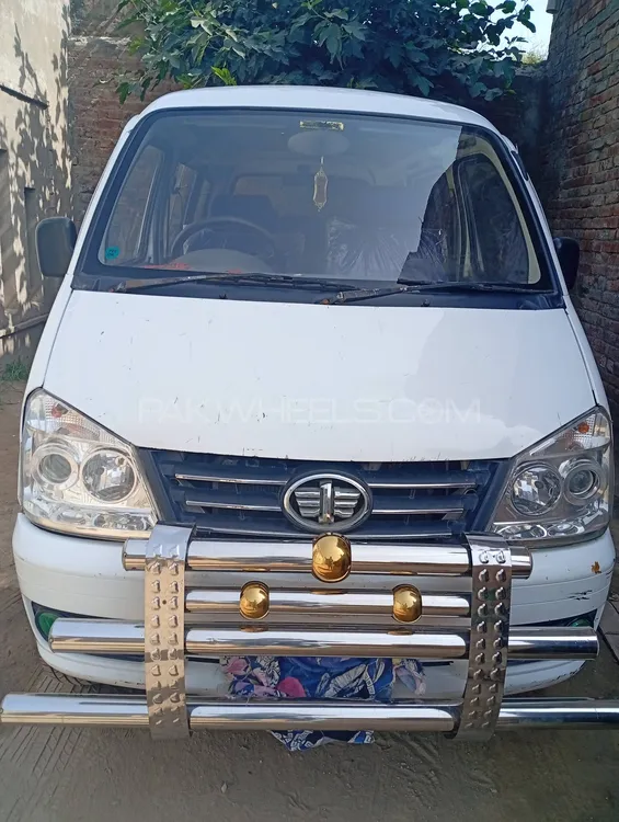FAW X-PV 2018 for Sale in Lahore Image-1