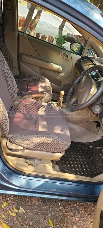 Honda City 2004 for Sale in Faisalabad Image-1