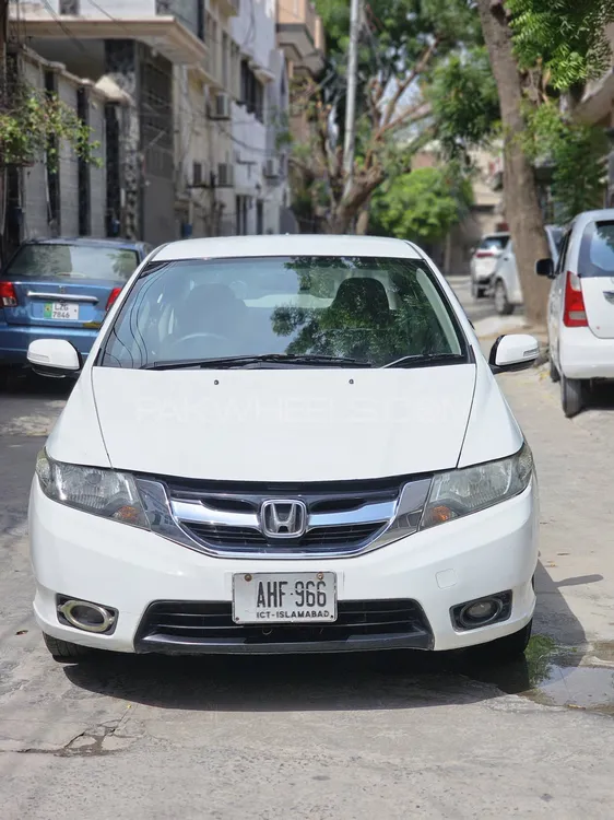 Honda City 2018 for Sale in Faisalabad Image-1