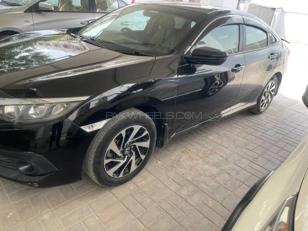 Honda Civic 2019 for Sale in Lahore Image-1