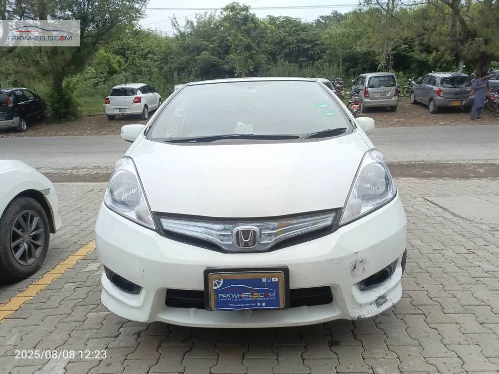 Honda Fit 2012 for Sale in Islamabad Image-1