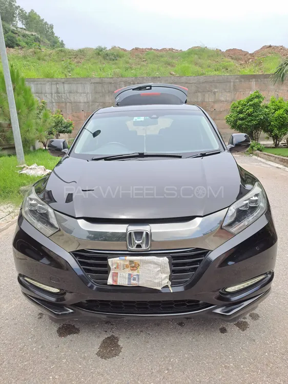 Honda Vezel 2016 for Sale in Islamabad Image-1