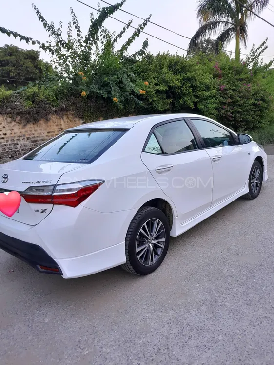 Toyota Corolla 2020 for Sale in Rawalpindi Image-1