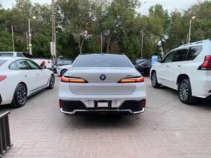 BMW i7 xDrive50 *M Sport*
Model: 2023 
Mileage: 2,900 km
Unregistered 
Fresh import 

M Sports Pro Pack ( top of the line variant) 

*M Sport brakes with Dark Blue Calipers
*Front Electric Sport Seats
*20" Aerodynamic 907M bicolour alloy wheels
*Swarovski crystal headlights
*BMW Theatre Screen(31.3 inch BMW entertainment experience)
*Rear Comfort Package 
*Executive Lounge Seats
*Massager seats
*Bowers & Wilkins Surround Sound System

Calling and Visiting Hours

Monday to Saturday

11:00 AM to 7:00 PM