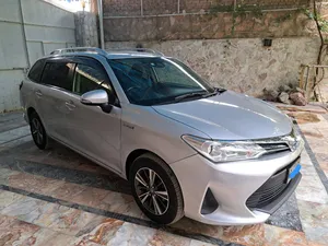Toyota Corolla Fielder Hybrid 2018 for Sale