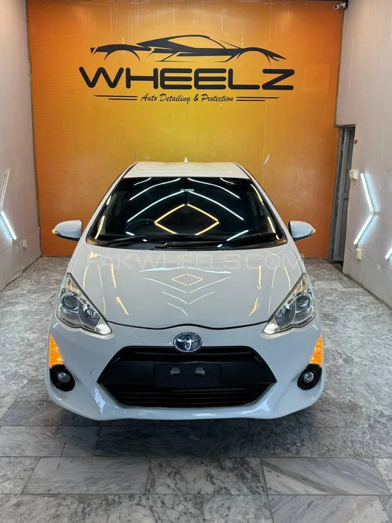 Toyota Aqua 2015 for Sale in Islamabad Image-1
