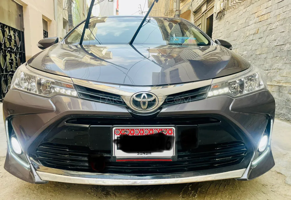 Toyota Corolla 2018 for Sale in Karachi Image-1