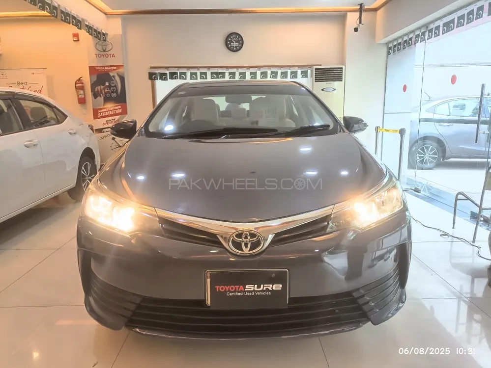 Toyota Corolla 2019 for Sale in Karachi Image-1