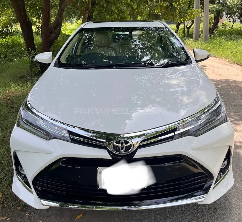 Toyota Corolla 2025 for Sale in Lahore Image-1